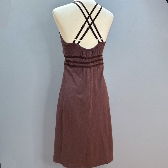 ATHLETA crisscross strappy sundress in chocolate brown, S. - Picture 4 of 10